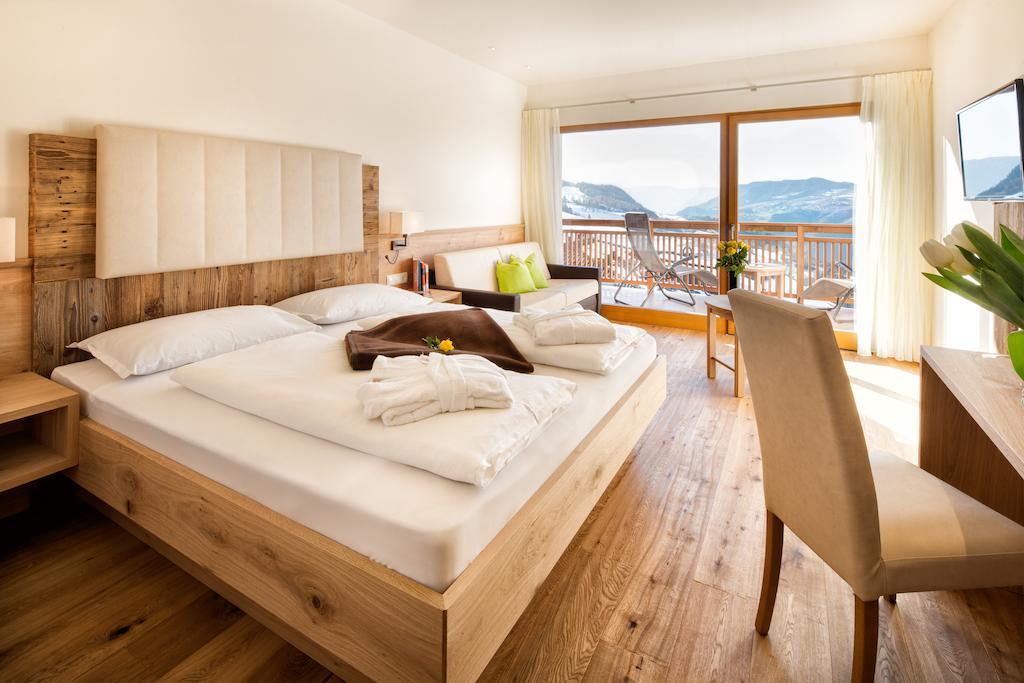 Hotel Gasthof Kircher Fie allo Sciliar Room photo